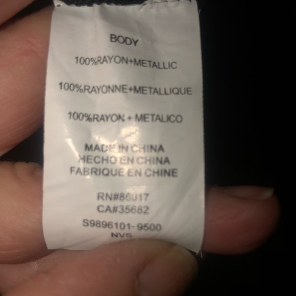 Bebe size medium vintage green metallic retro print top long banded hem - Picture 7 of 7